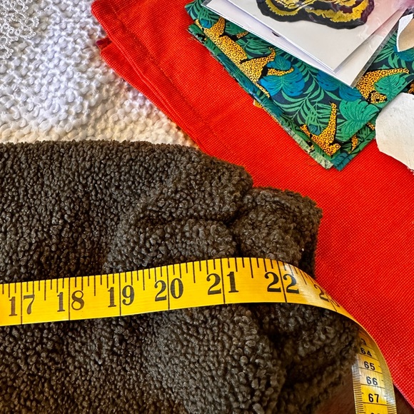 Boundless North buckle Camo pierced SM jacket, oversized pockets NWOT army green - Picture 11 of 14